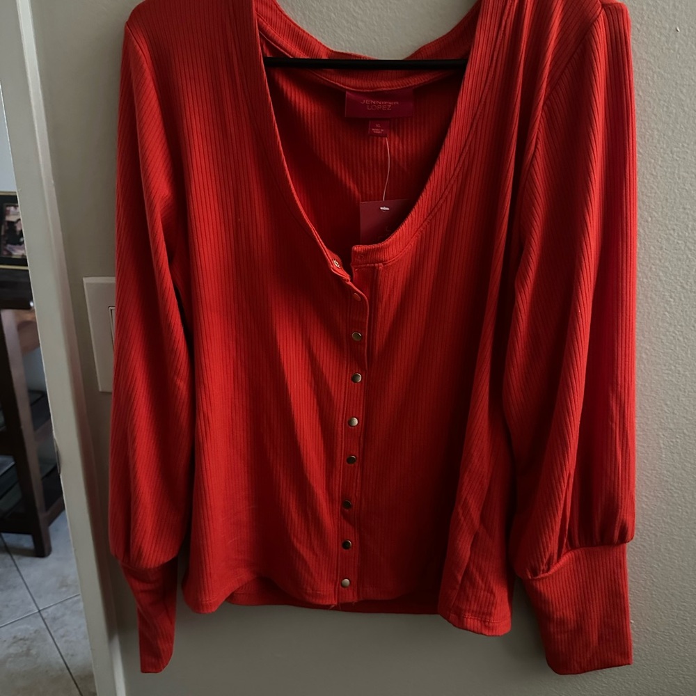Jennifer Lopez xl red top